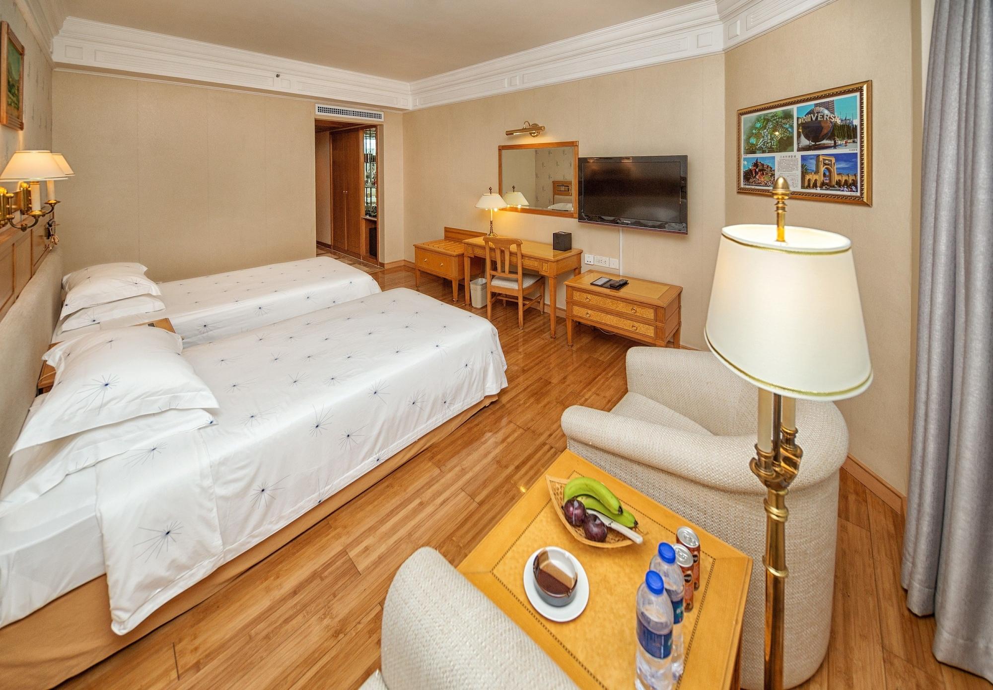 Hotel Silverland Dongguan  Bagian luar foto