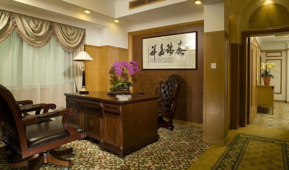 Hotel Silverland Dongguan  Bagian luar foto