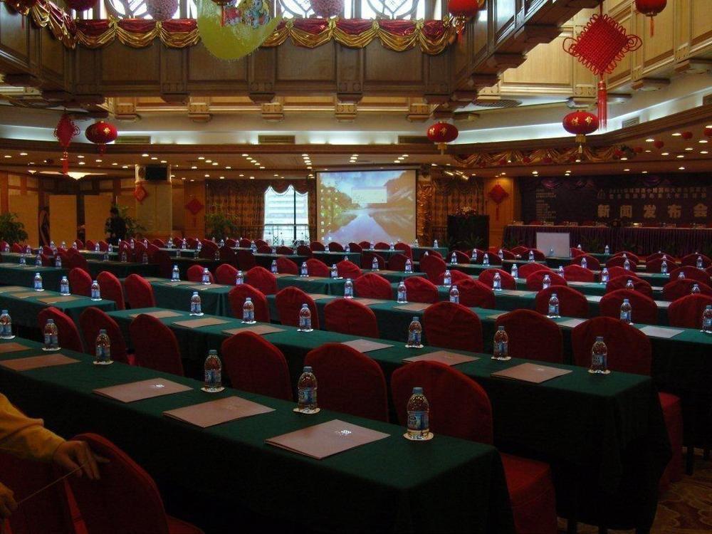 Hotel Silverland Dongguan  Bagian luar foto