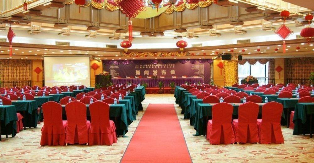 Hotel Silverland Dongguan  Bagian luar foto