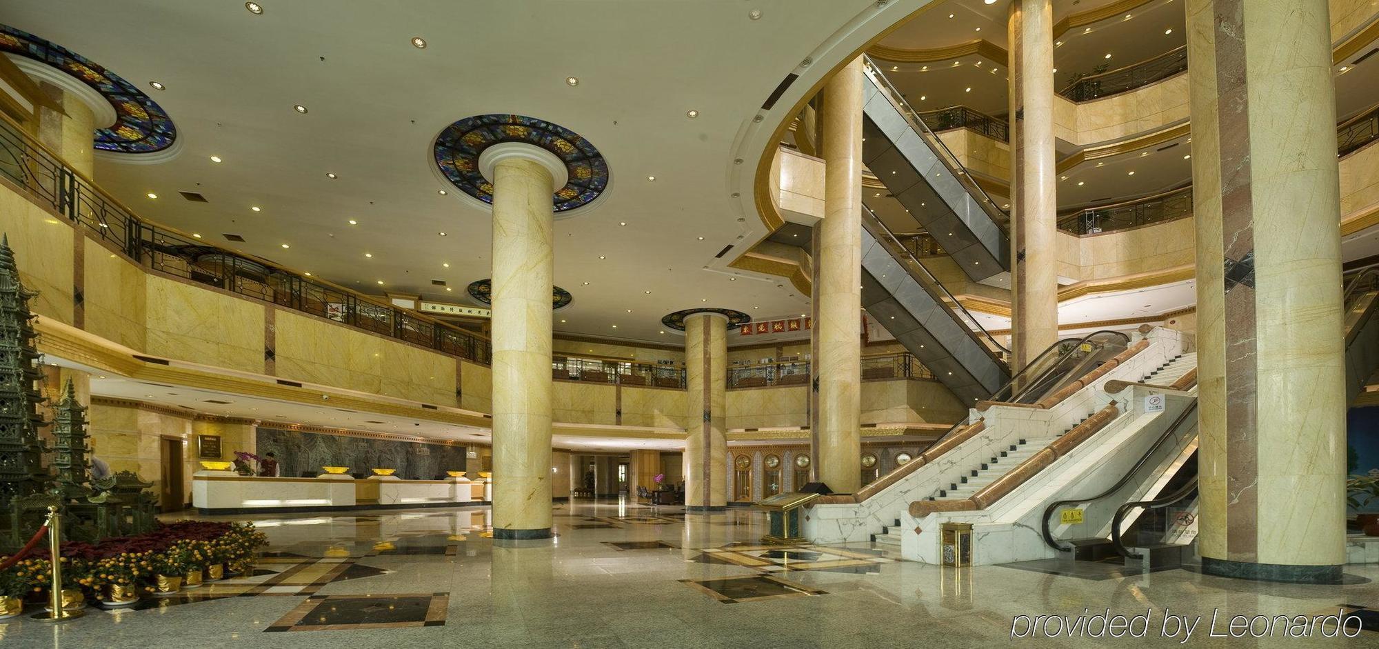 Hotel Silverland Dongguan  Bagian luar foto