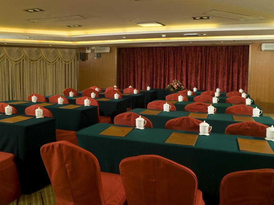 Hotel Silverland Dongguan  Bagian luar foto